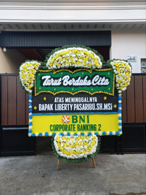 Papan Bunga Duka di Cisalam