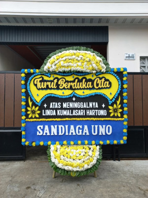 Papan Bunga Duka di Cisalam